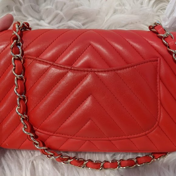 Chanel red mini rectagular lambskin chevron flap - Picture 3 of 10